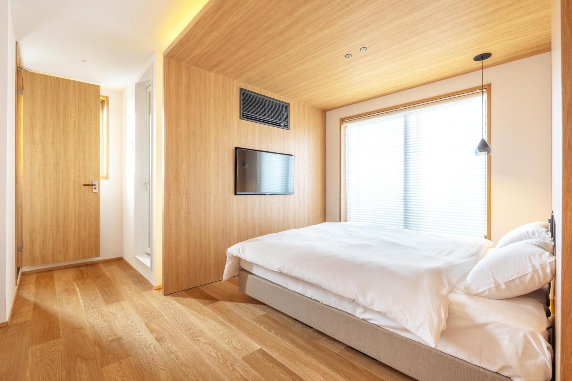 Dash Living Gojo Kyoto Exterior photo